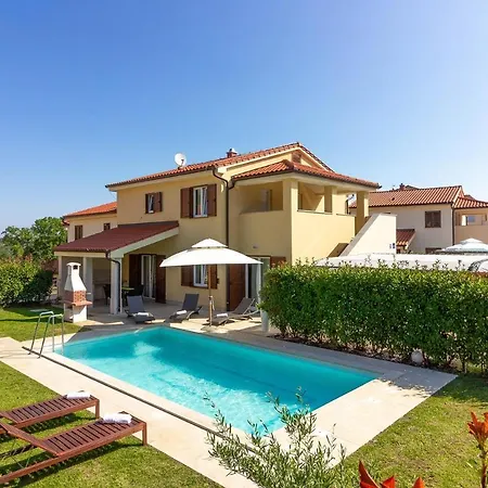 Luxury With Private Pool 200m From The - Wiibuk * 班约勒