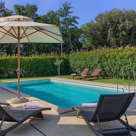 别墅 Luxury With Private Pool 200m From The - Wiibuk