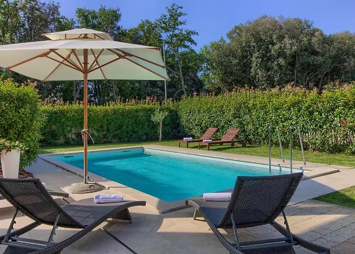 Villa Luxury With Private Pool 200m From The - Wiibuk